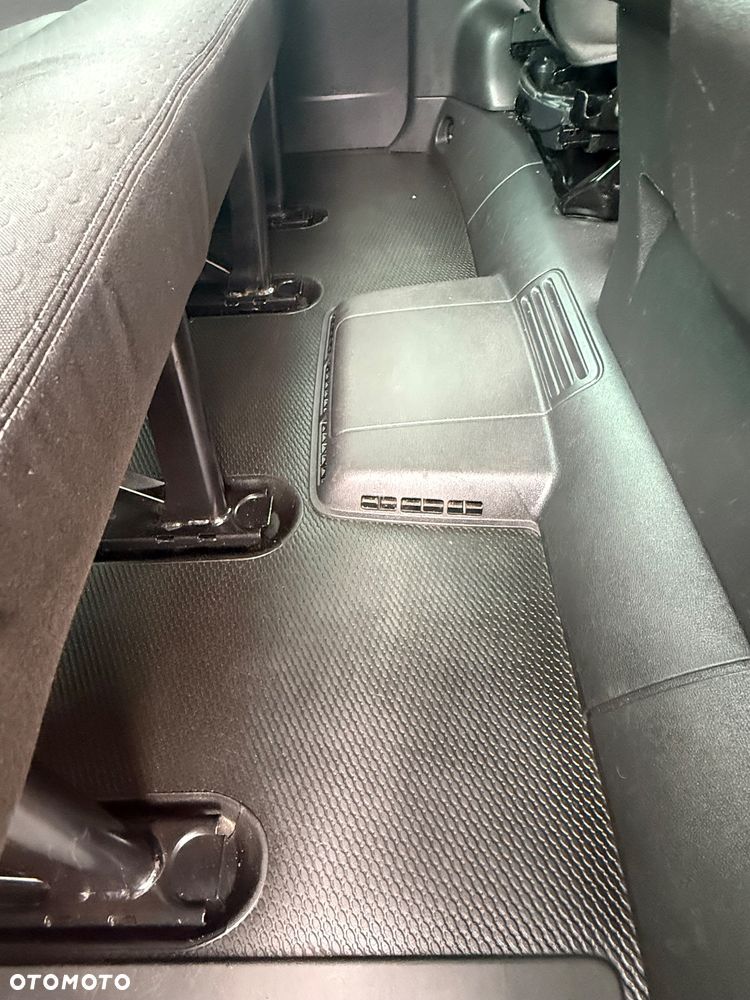 Opel Vivaro L2H1 2,9t Elegance Business - 37