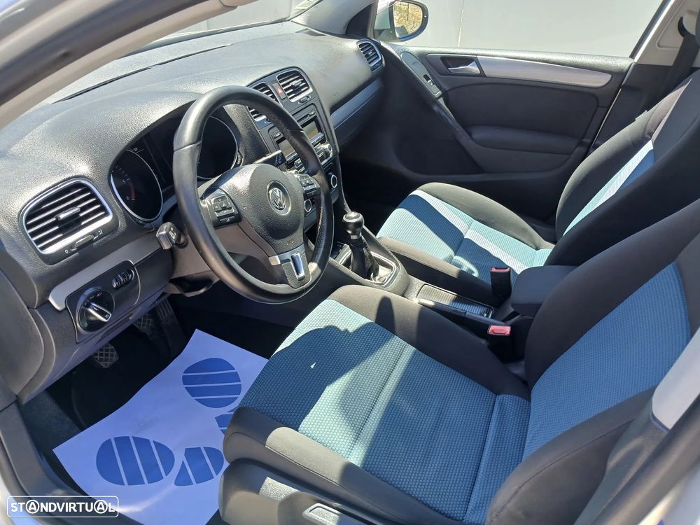 VW Golf 1.6 TDi Trendline BlueMotion - 17