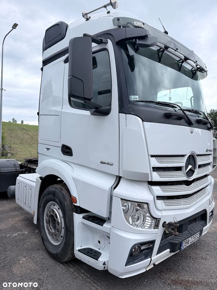 Mercedes-Benz ACTROS MP4 - 2