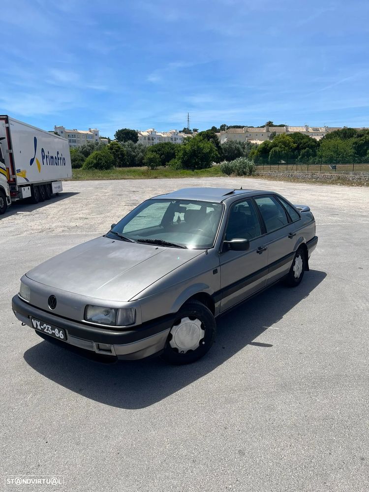 VW Passat 1.6 GL TD - 2