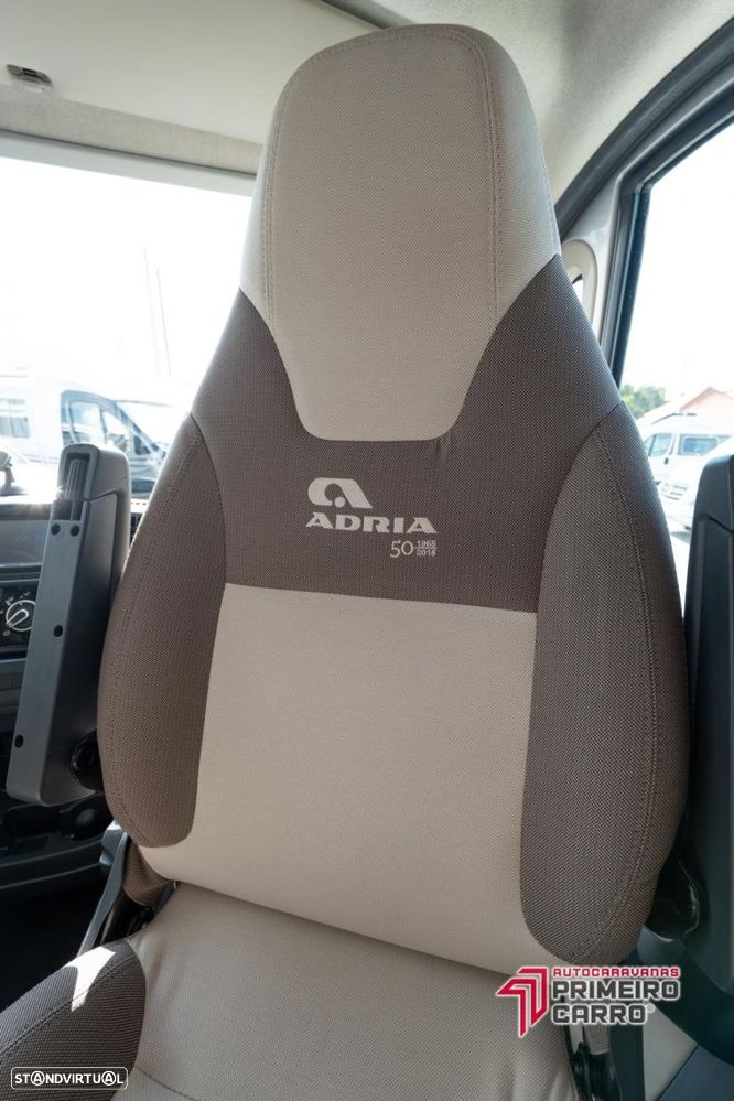 Adria Matrix 670 SBC 50 anos 5 lugares - 19