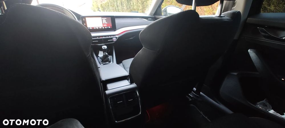 Skoda Octavia 1.5 TSI ACT Style - 10