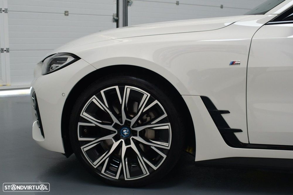 BMW i4 - 9