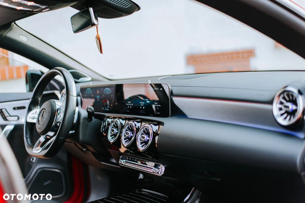 Mercedes-Benz CLA 250 4-Matic 7G-DCT - 14