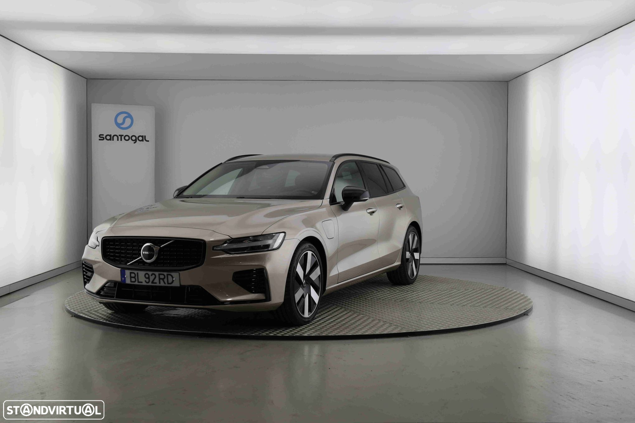 Volvo V60 2.0 T6 AWD TE Plus Dark - 7