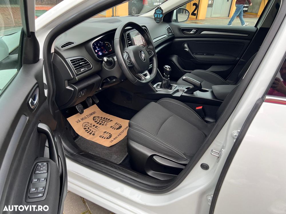 Renault Megane Blue dCi 116 Intens - 18