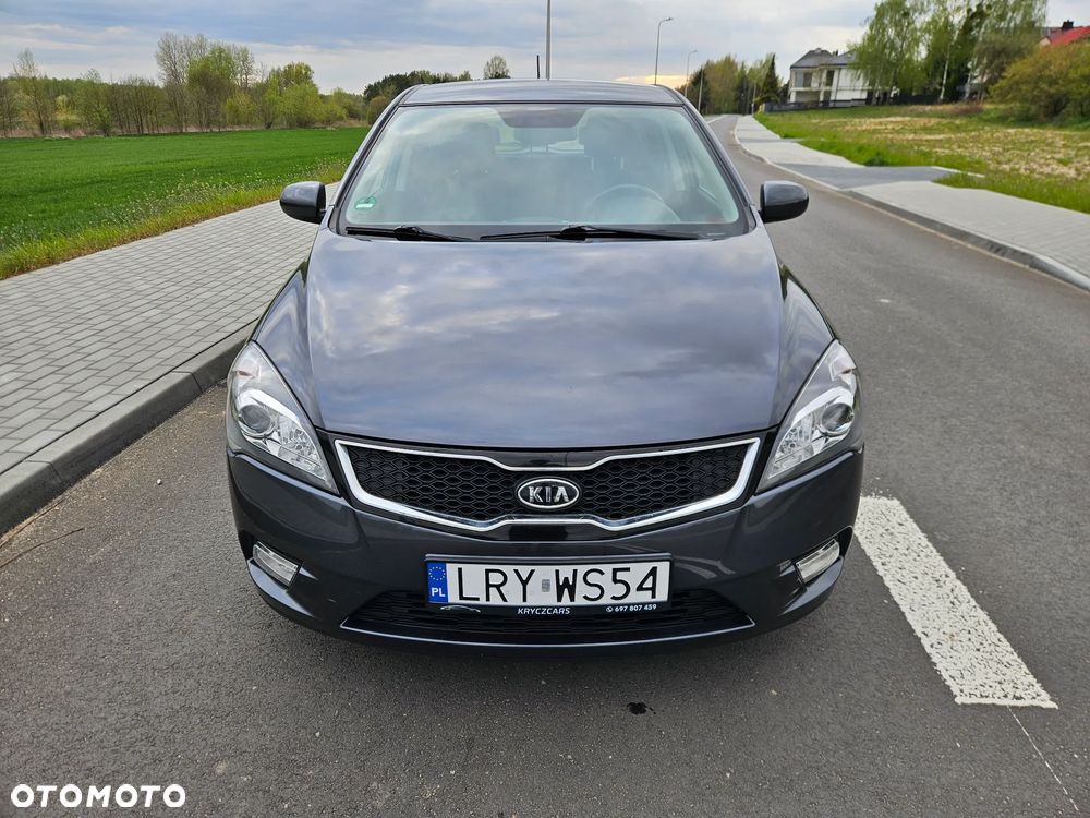 Kia Ceed 1.4 L - 3