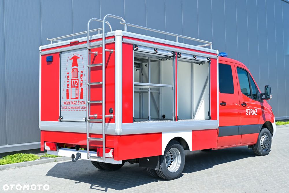 Mercedes-Benz Sprinter - 15