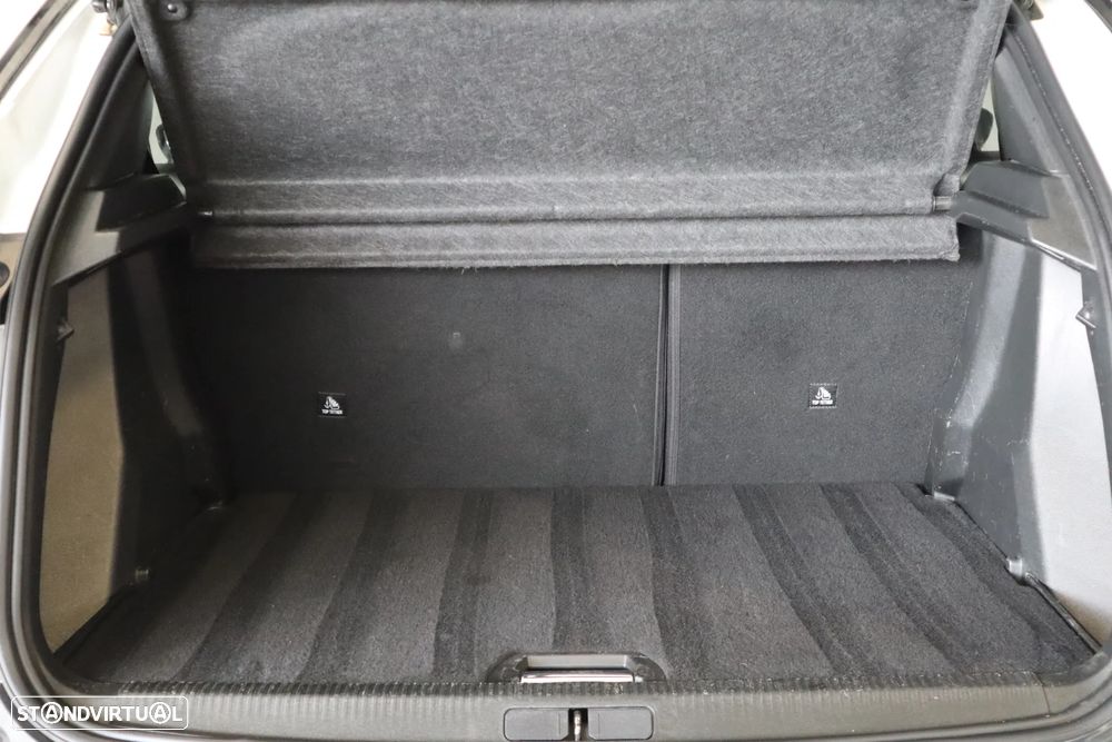 Peugeot 2008 PureTech 130 GT Pack - 7