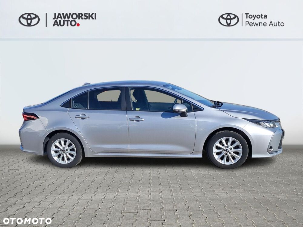 Toyota Corolla - 18