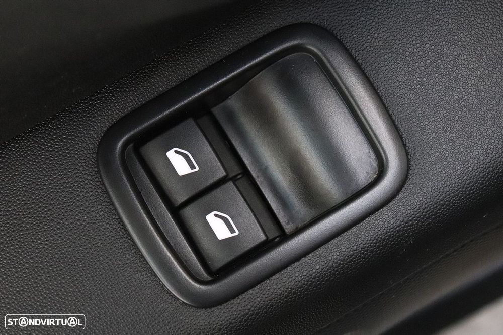 Citroën C3 1.2 PureTech Plus - 19