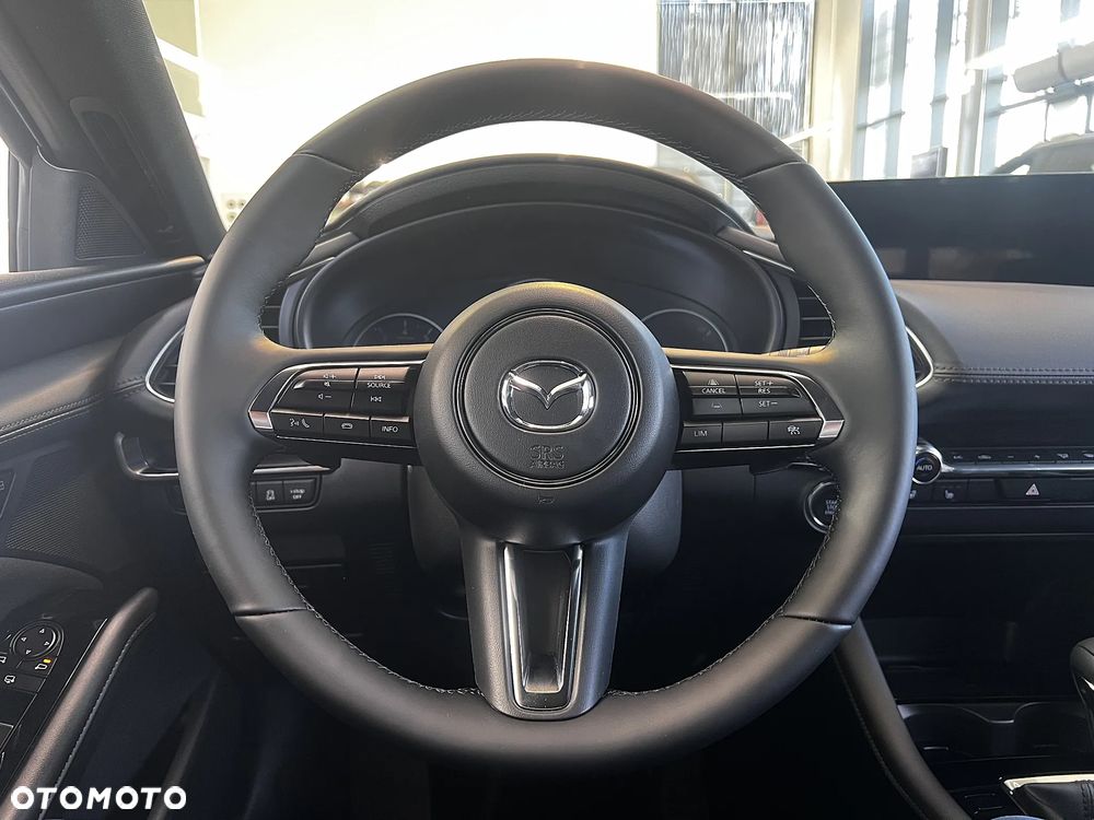 Mazda 3 2.0 mHEV Centre-Line - 8