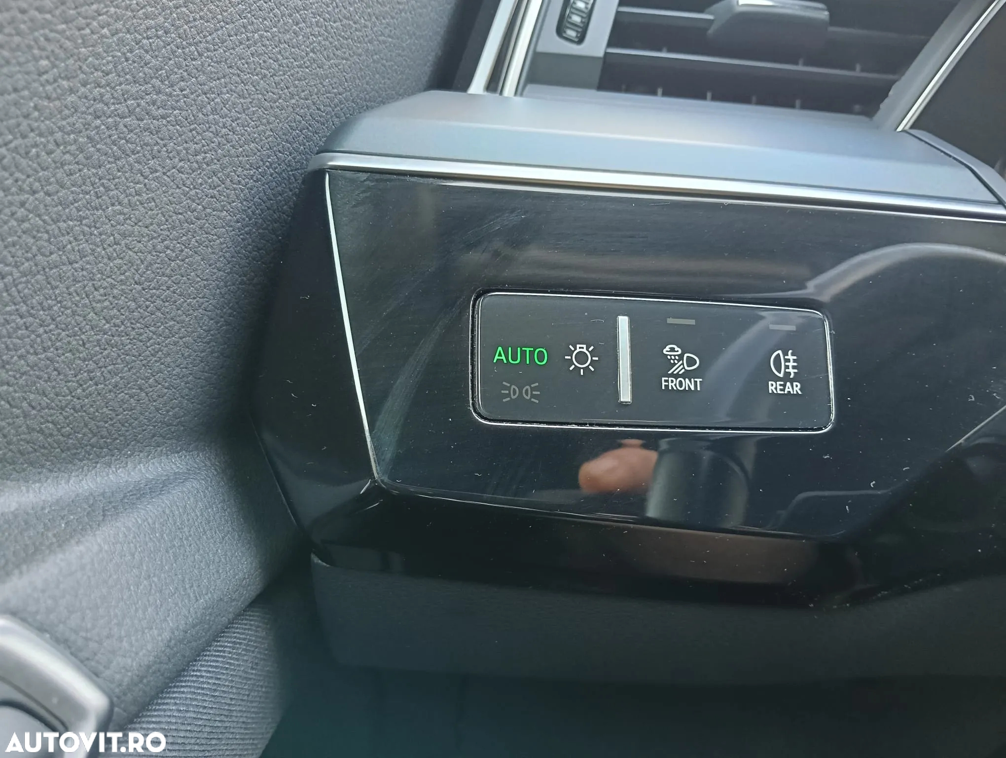 Audi e-tron 55 quattro advanced - 29