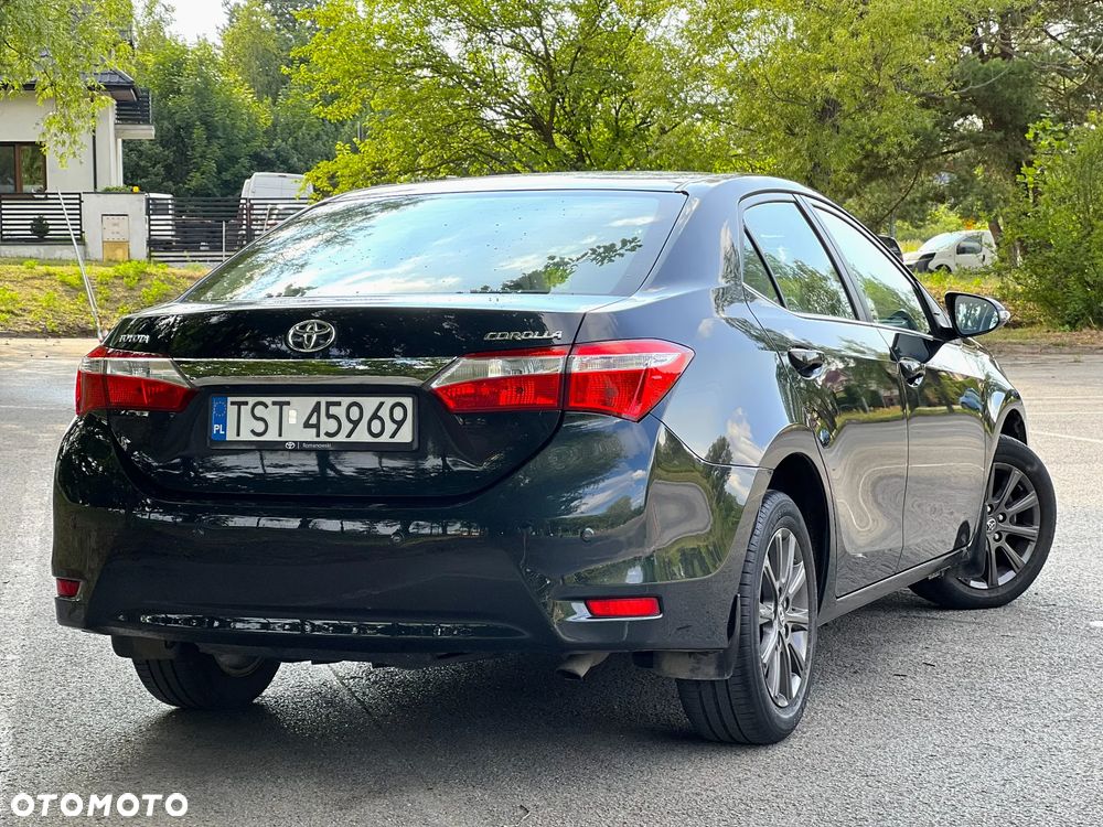 Toyota Corolla 1.6 Premium - 11
