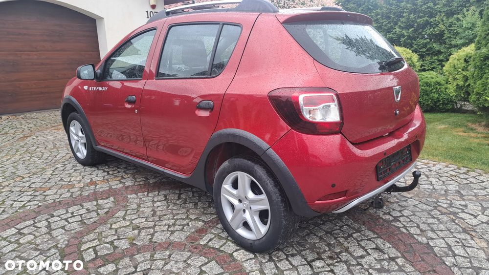 Dacia Sandero TCe 90 S&S Laureate - 4