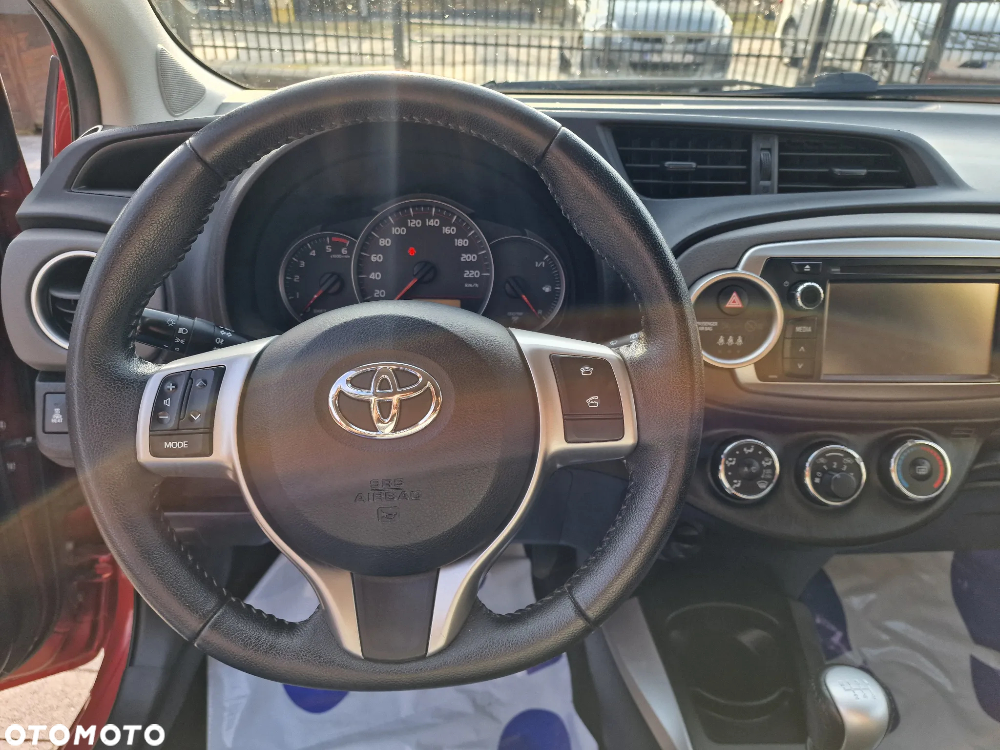 Toyota Yaris 1.4 D-4D Comfort - 21