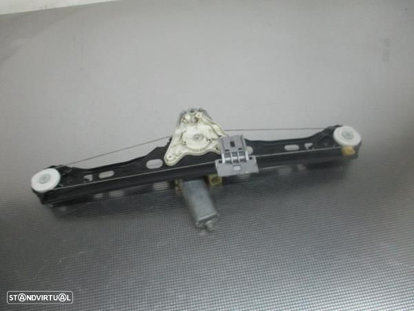 Elevador Tras Dto  Mercedes-Benz C-Class (W203) - 4