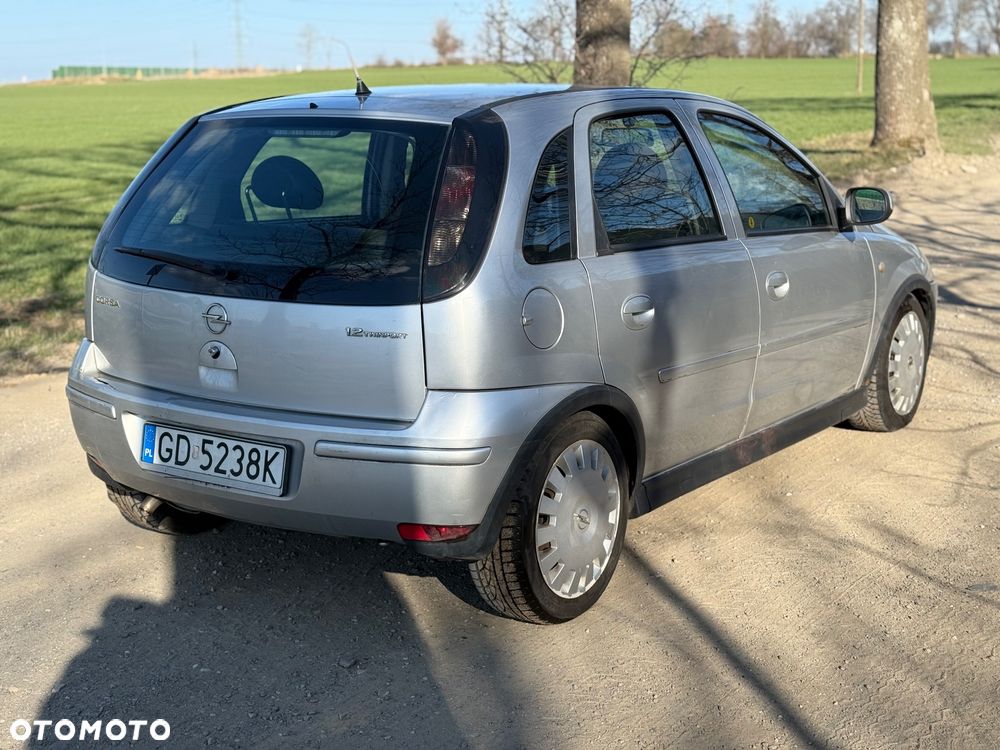 Opel Corsa 1.2 16V Cosmo EasyTronic - 3