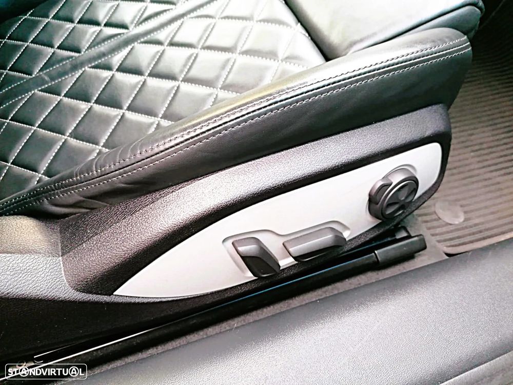 Audi TTS Coupé 2.0 TFSi quattro - 25