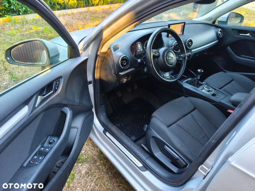 Audi A3 Sportback 2.0 TDI (clean diesel) Attraction - 15