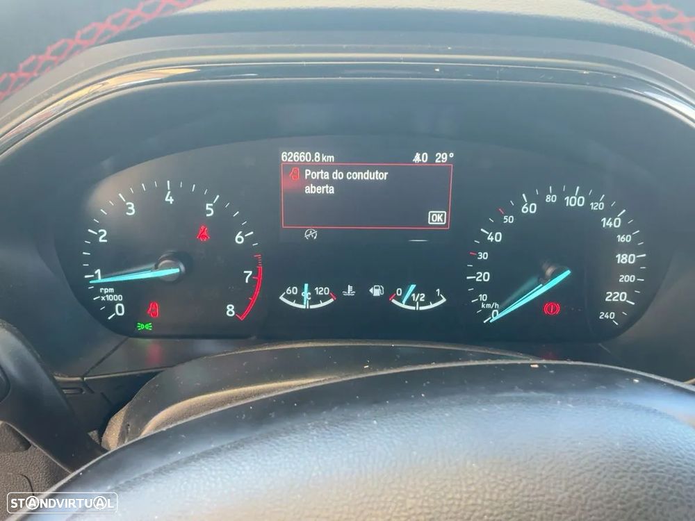 Ford Focus 1.0 EcoBoost MHEV ST-Line - 9