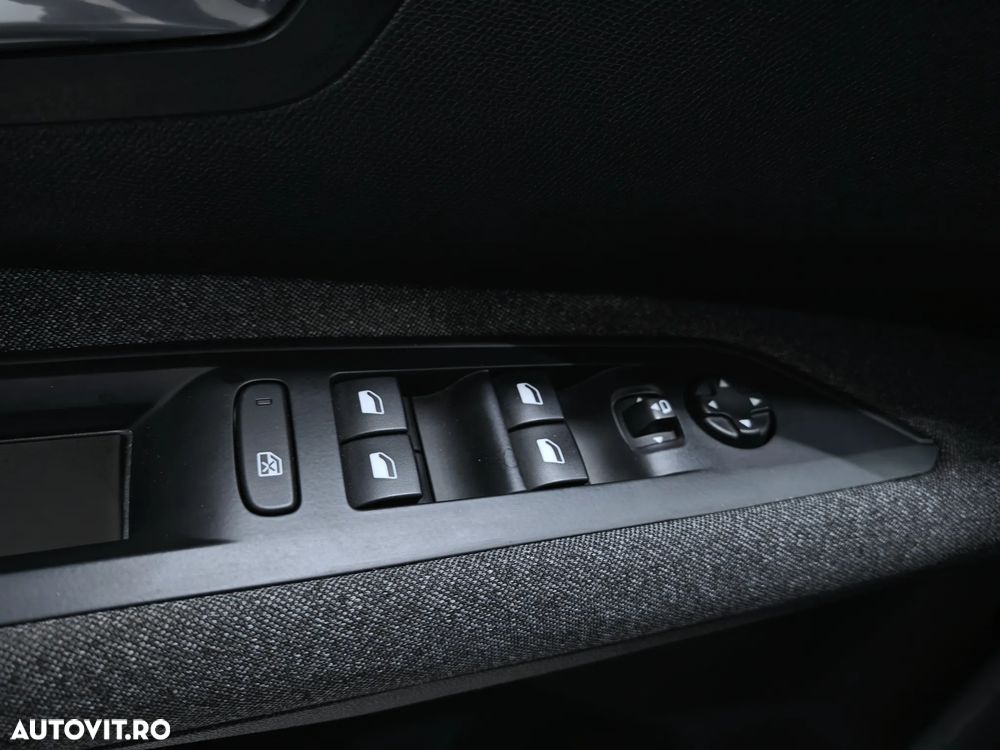 Peugeot 5008 PureTech 130 EAT8 Stop & Start Allure - 28