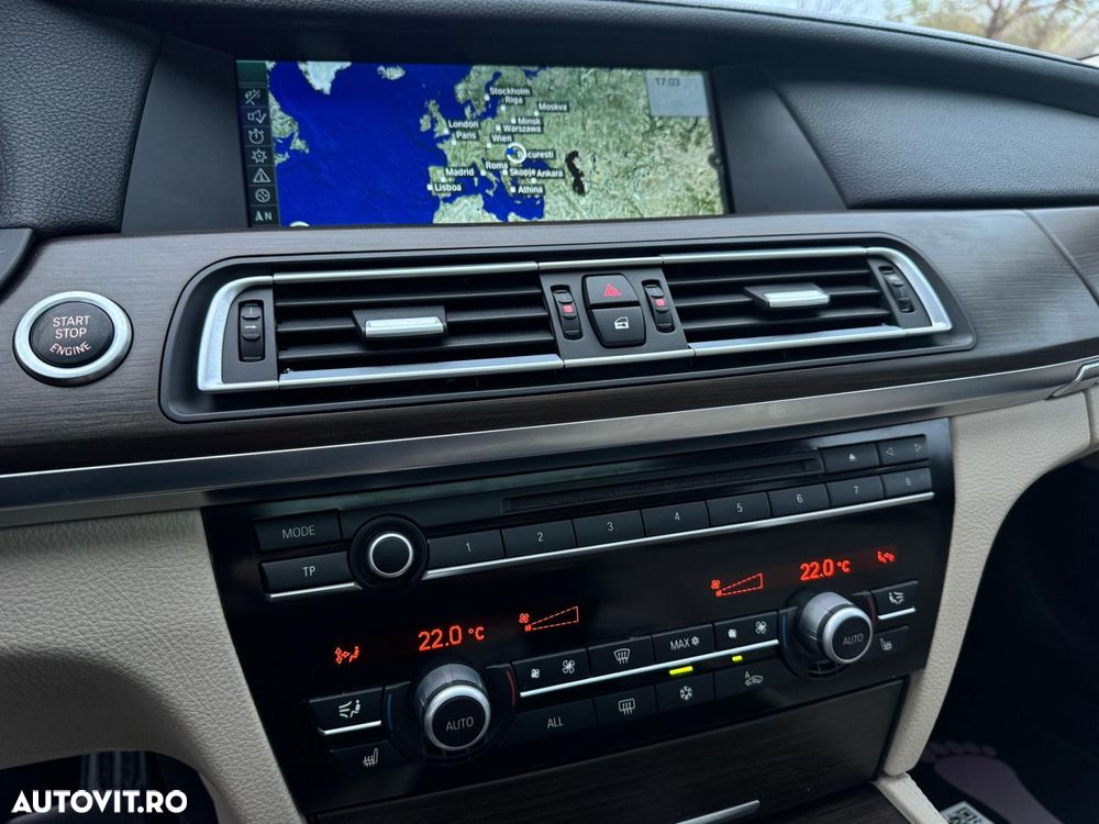 BMW Seria 7 740d xDrive Aut. - 12