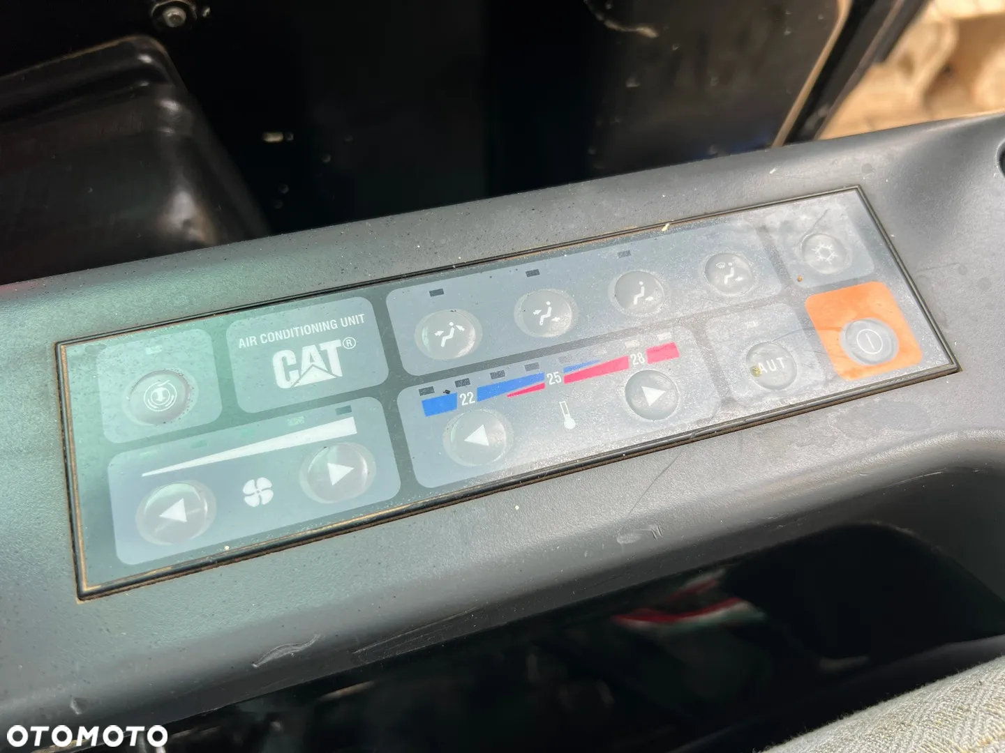 Caterpillar 321 DLCR - 27