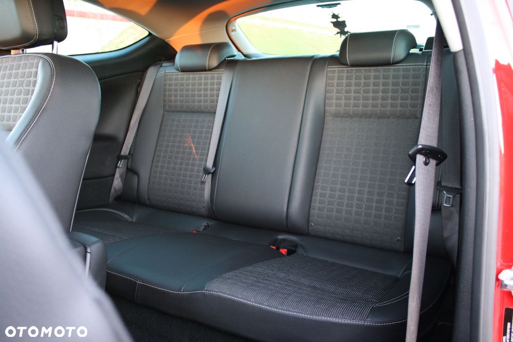 Opel Astra 1.6 Turbo Sport - 10