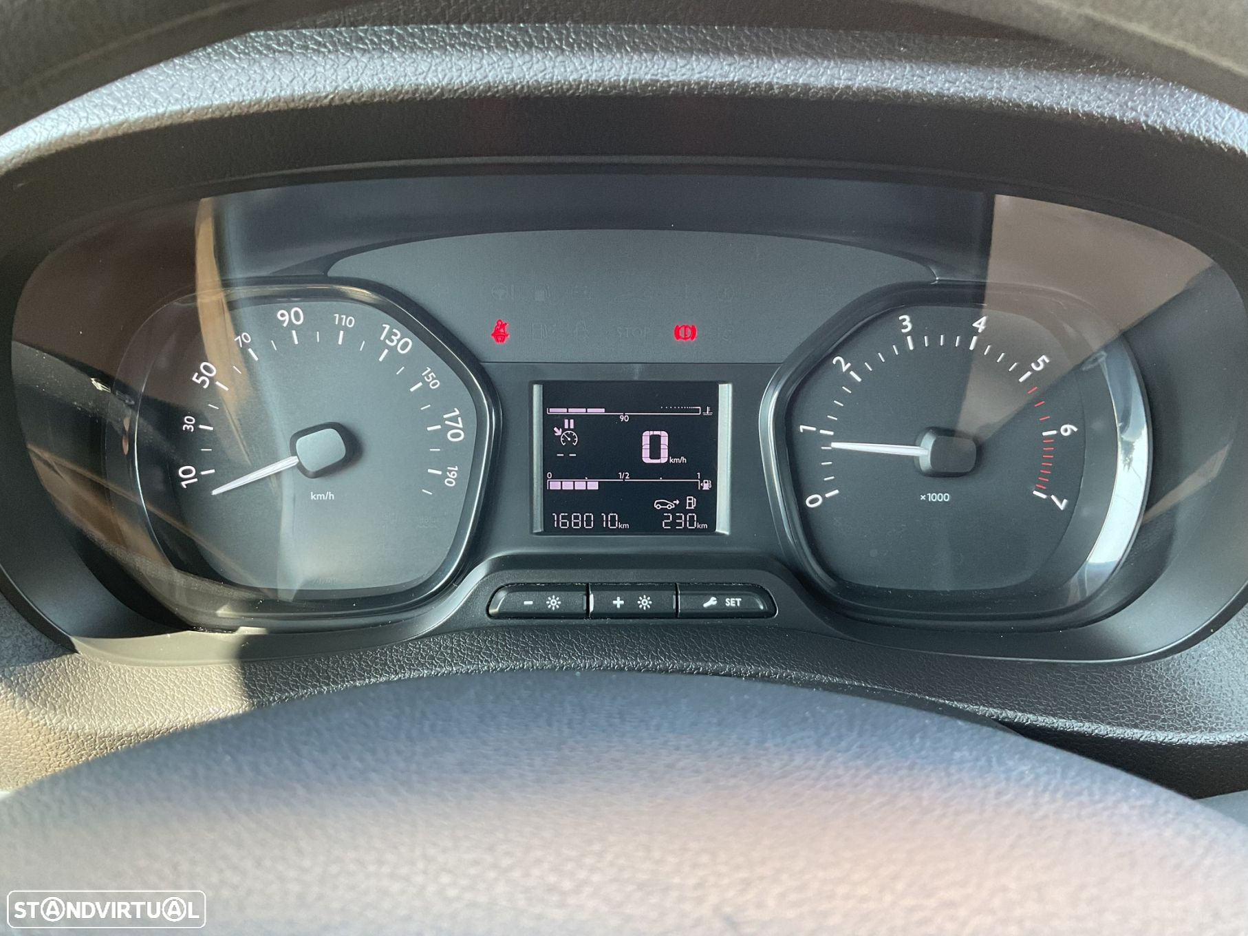 Citroën Jumpy 1.5 BlueHDi XS - 26