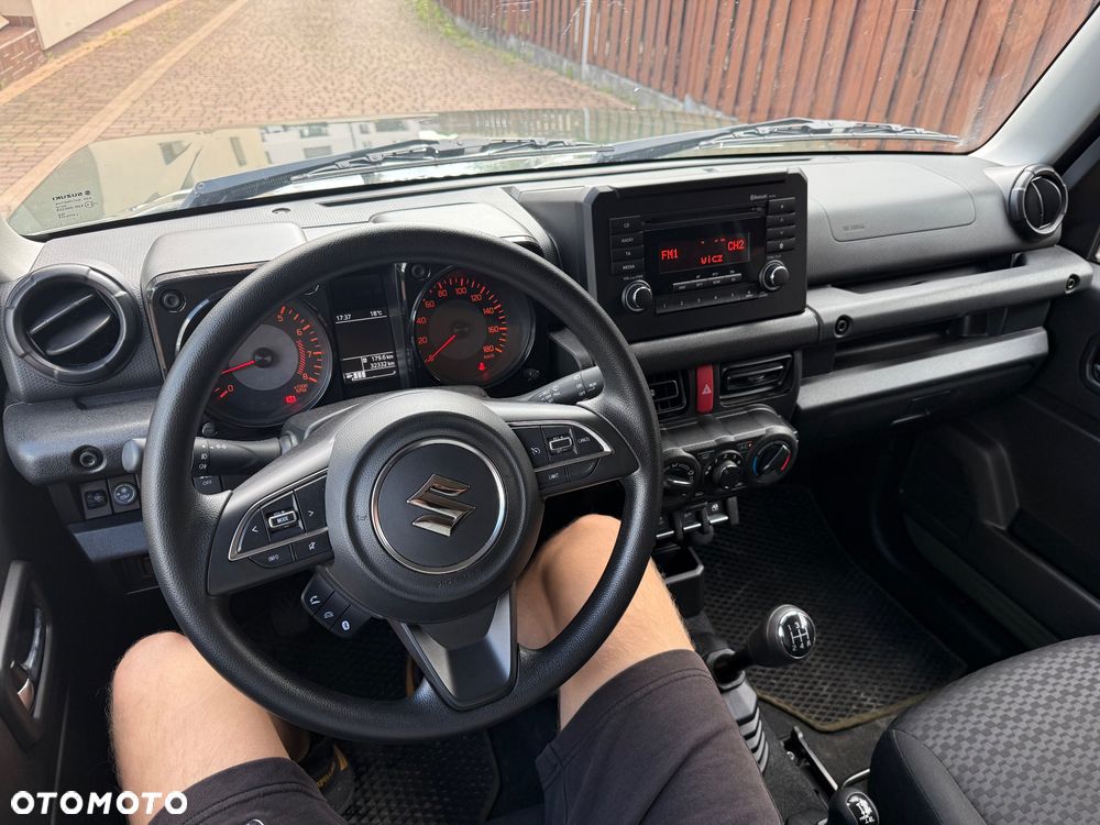 Suzuki Jimny 1.5 Premium - 8