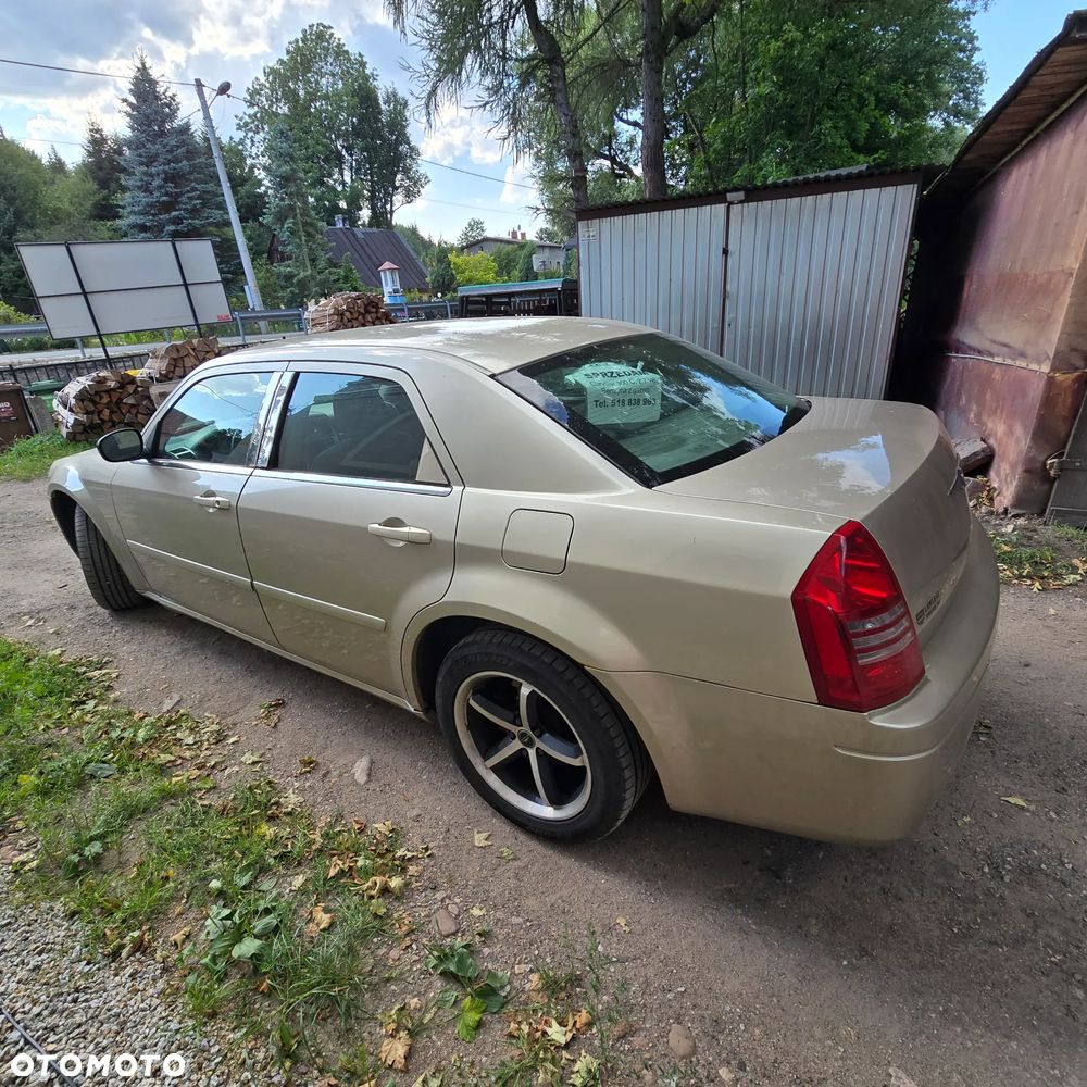 Chrysler 300C - 5