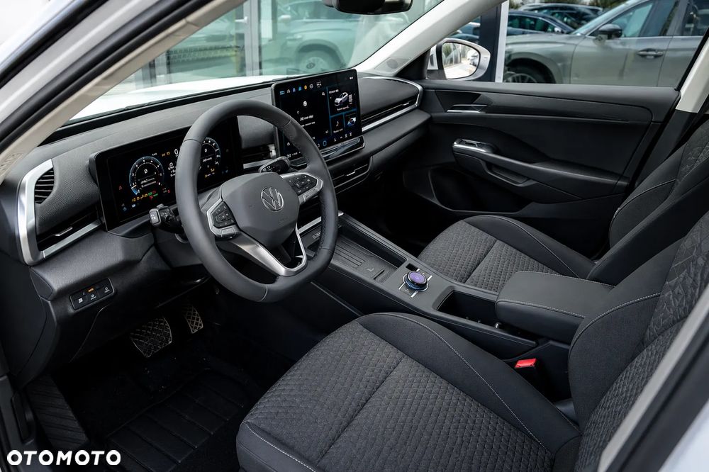 Volkswagen T-Roc - 4