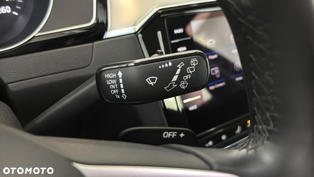 Volkswagen Passat 2.0 TSI Elegance DSG - 29