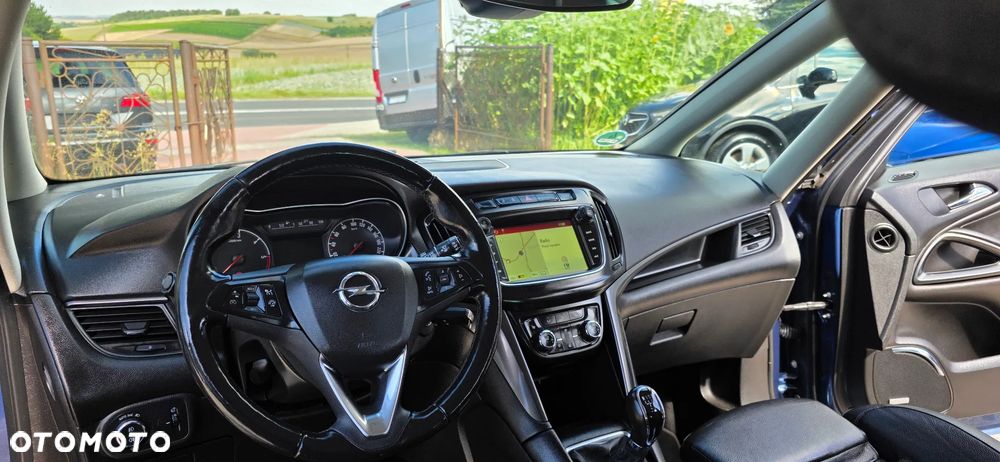 Opel Zafira 2.0 D (CDTI ecoFLEX) Start/Stop Business Innovation - 14