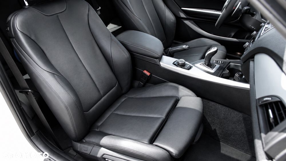 BMW Seria 2 230i Sport-Aut M Sport - 8