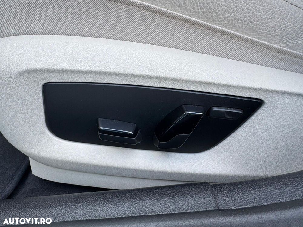 BMW Seria 5 530i xDrive Aut. Luxury Line - 19