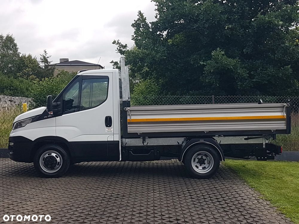 Iveco 35C15 WYWROTKA 3 STRONNA KIPER 3,20x2,06 BLIŹNIAKI KLIMA MANUAL 6-BIEGÓW HAK - 11