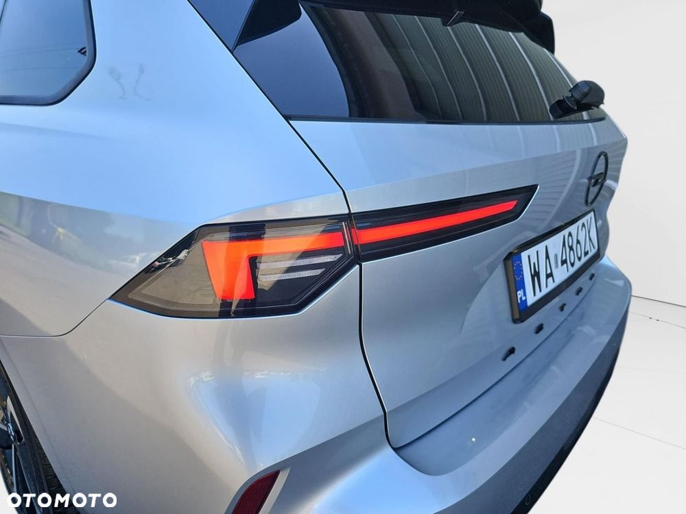 Opel Astra 1.2 T GS S&S - 10