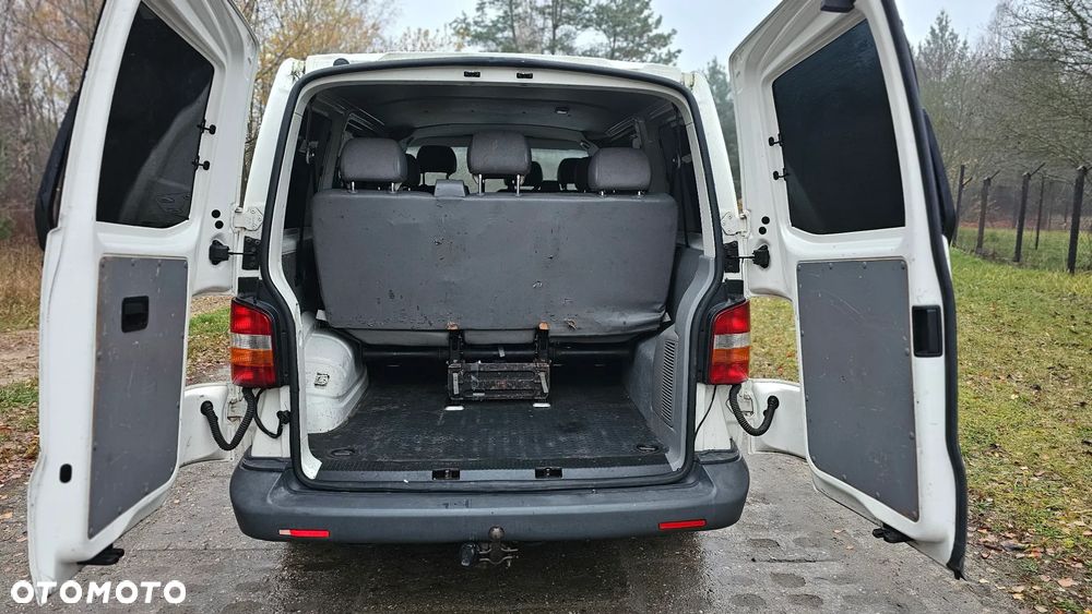 Volkswagen Transporter - 8