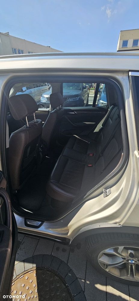 BMW X3 xDrive20d xLine - 15