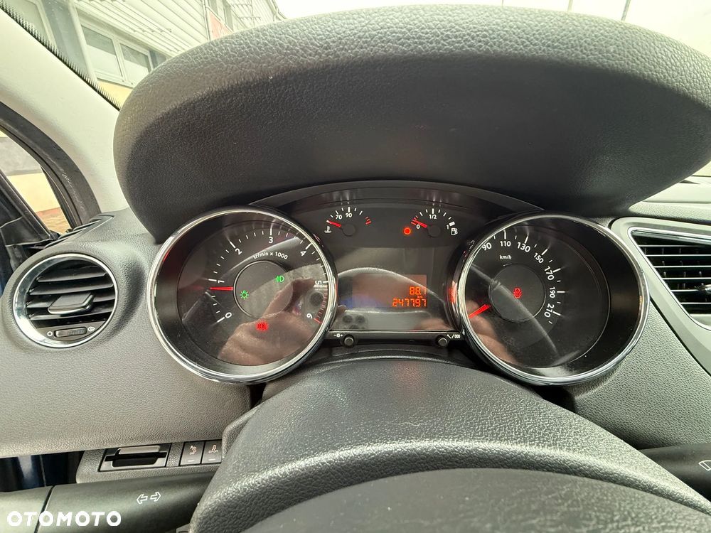 Peugeot 5008 - 31