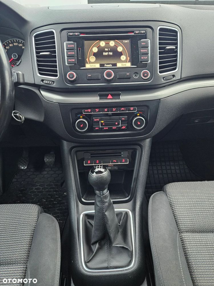 Volkswagen Sharan 2.0 TDI DPF Comfortline - 19