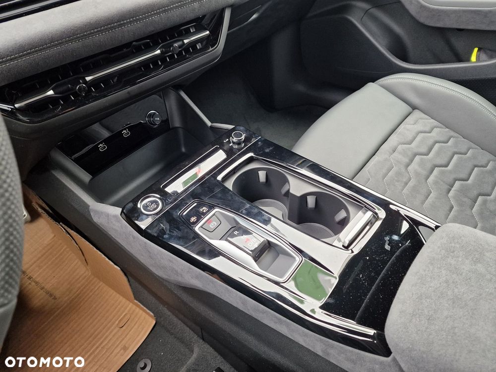 Audi A6 Sportback e-tron - 13
