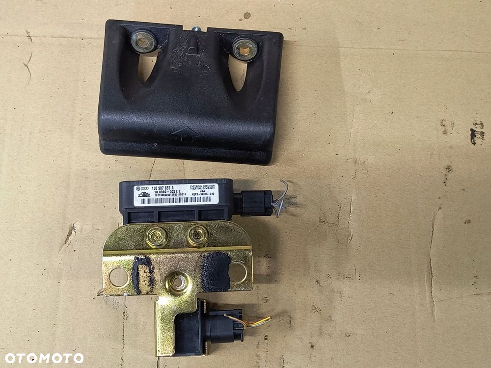 AUDI A2 MODUŁ CZUJNIK ESP 1J0907657A 1J0907651A