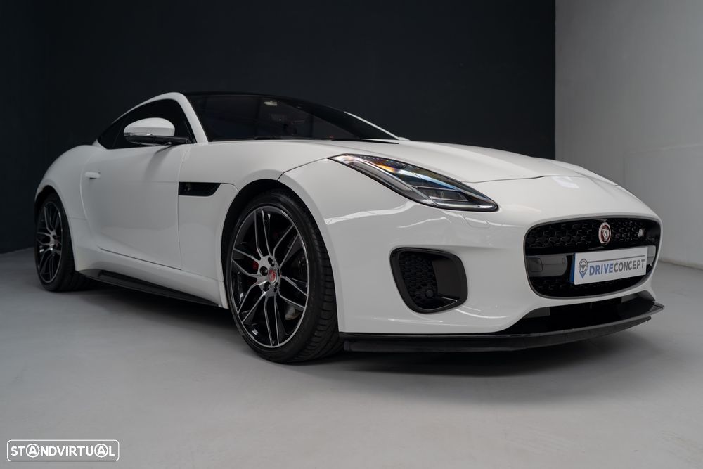 Jaguar F-Type 2.0 i4 Chequered Flag - 14