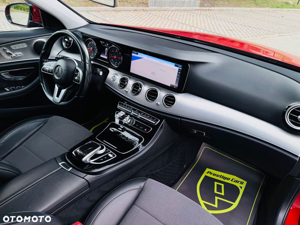 Mercedes-Benz Klasa E 220 d 9G-TRONIC Exclusive - 32