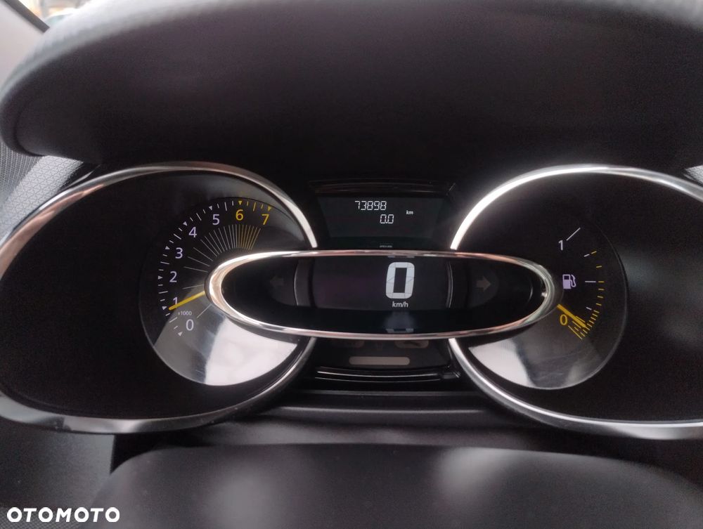 Renault Clio TCe 90 Limited - 13