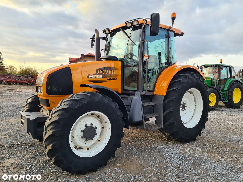 Renault Ares 636 RZ