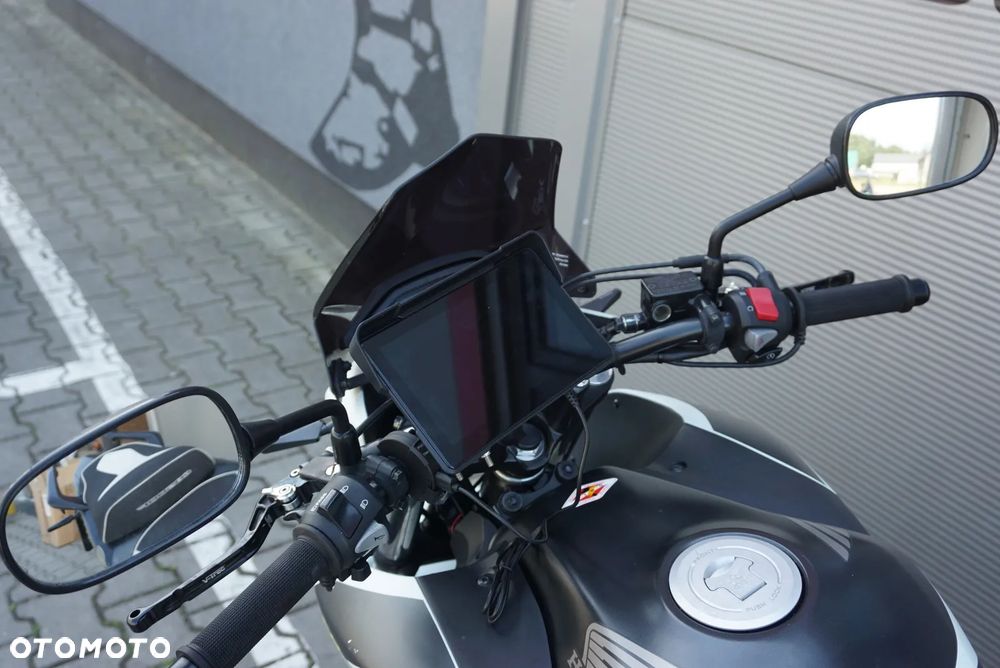 Honda CB - 17